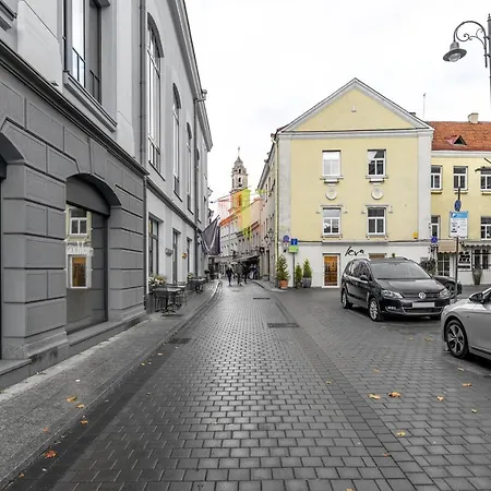 Welcoming Studio In Historic With Free Parking By Urban Rent Apartament