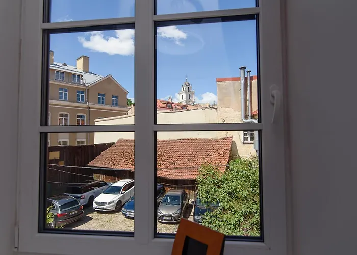 Welcoming Studio In Historic With Free Parking By Urban Rent